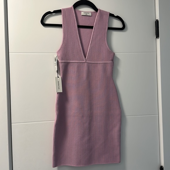 NWT babaton sculpt knit v neck dress - Picture 4 of 4